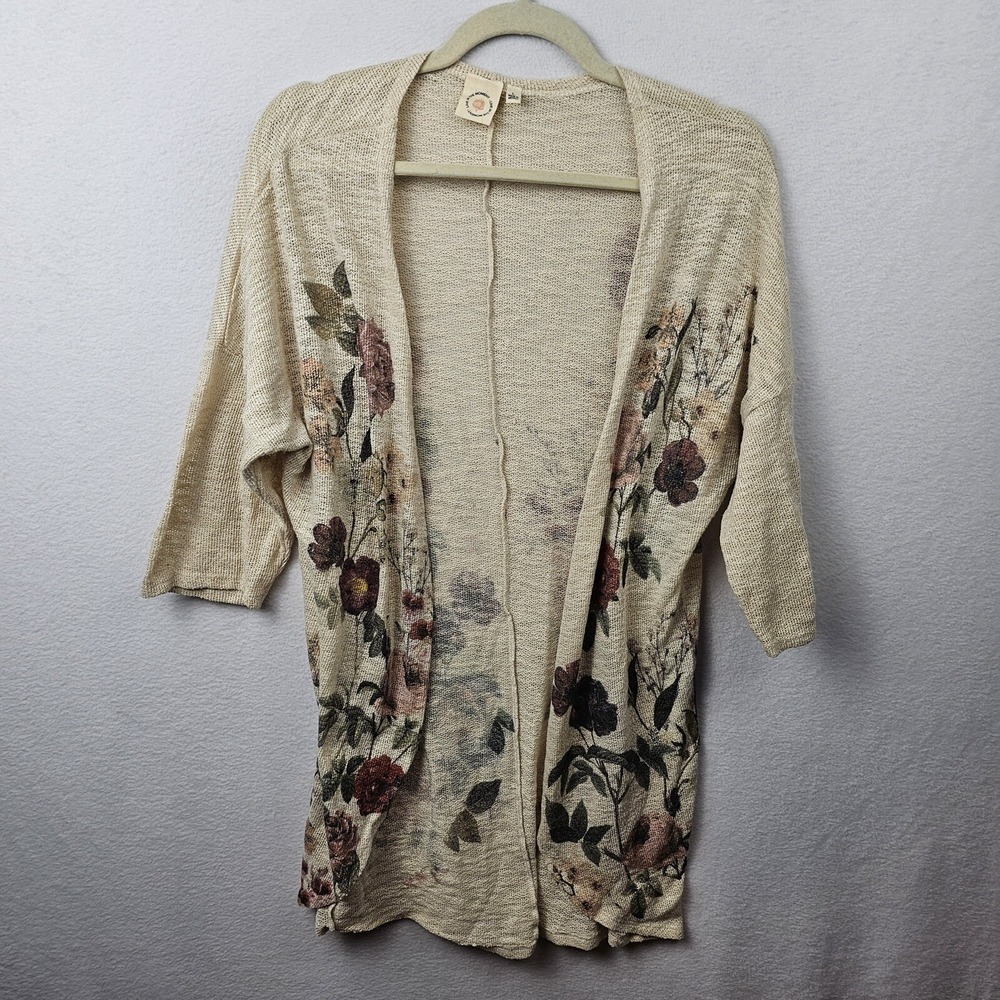 Live In The Moment Top Woman's Size Large Ivory Floral 3/4 Sleeve Cardigan